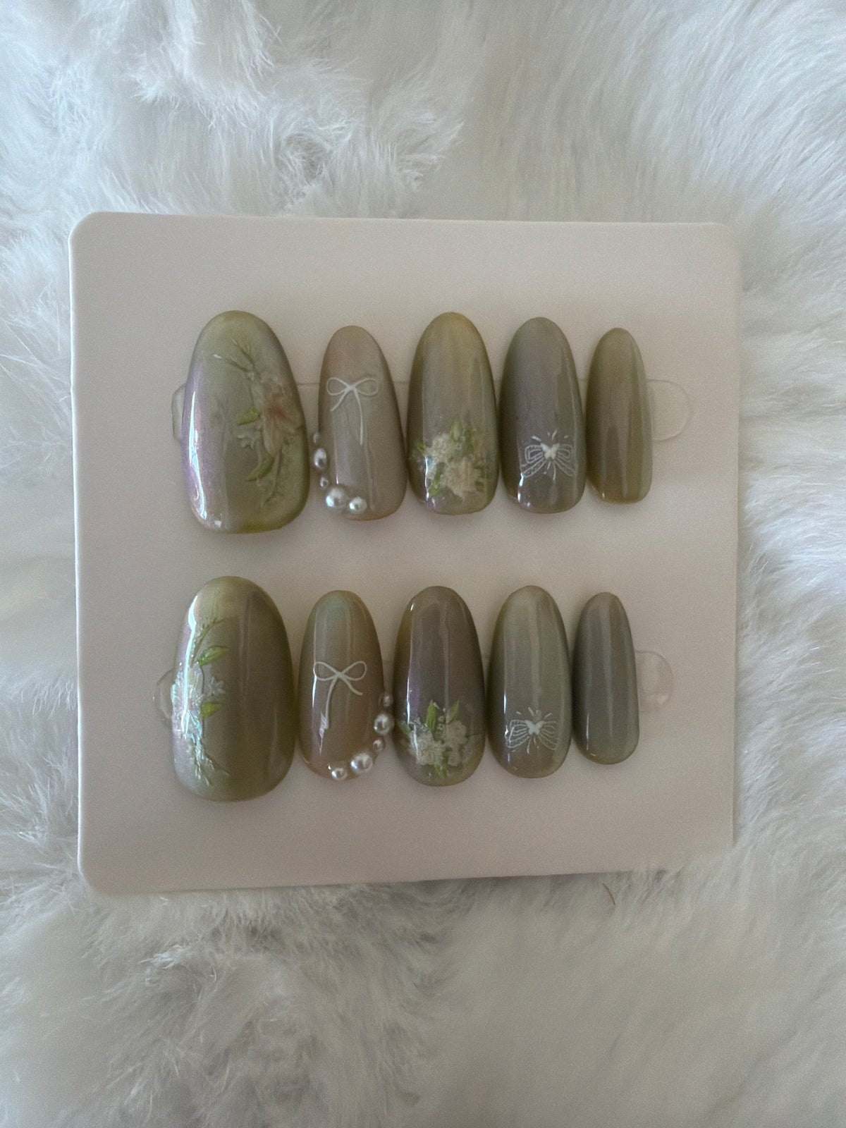Green Cateye & Pearl