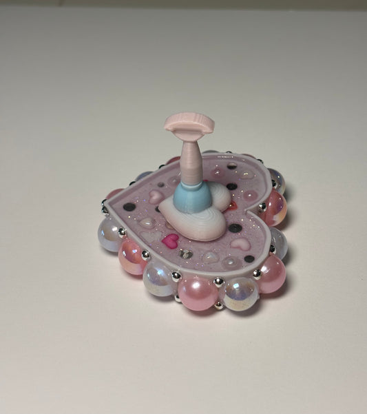 Single Heart Magnetic Nail Stand